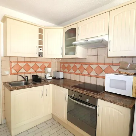 Apartament Avec Terrasse Ensoleillee, Piscines, Parking Prive, A 500m De La - Fr-1-307-133 Le Grau-du-Roi